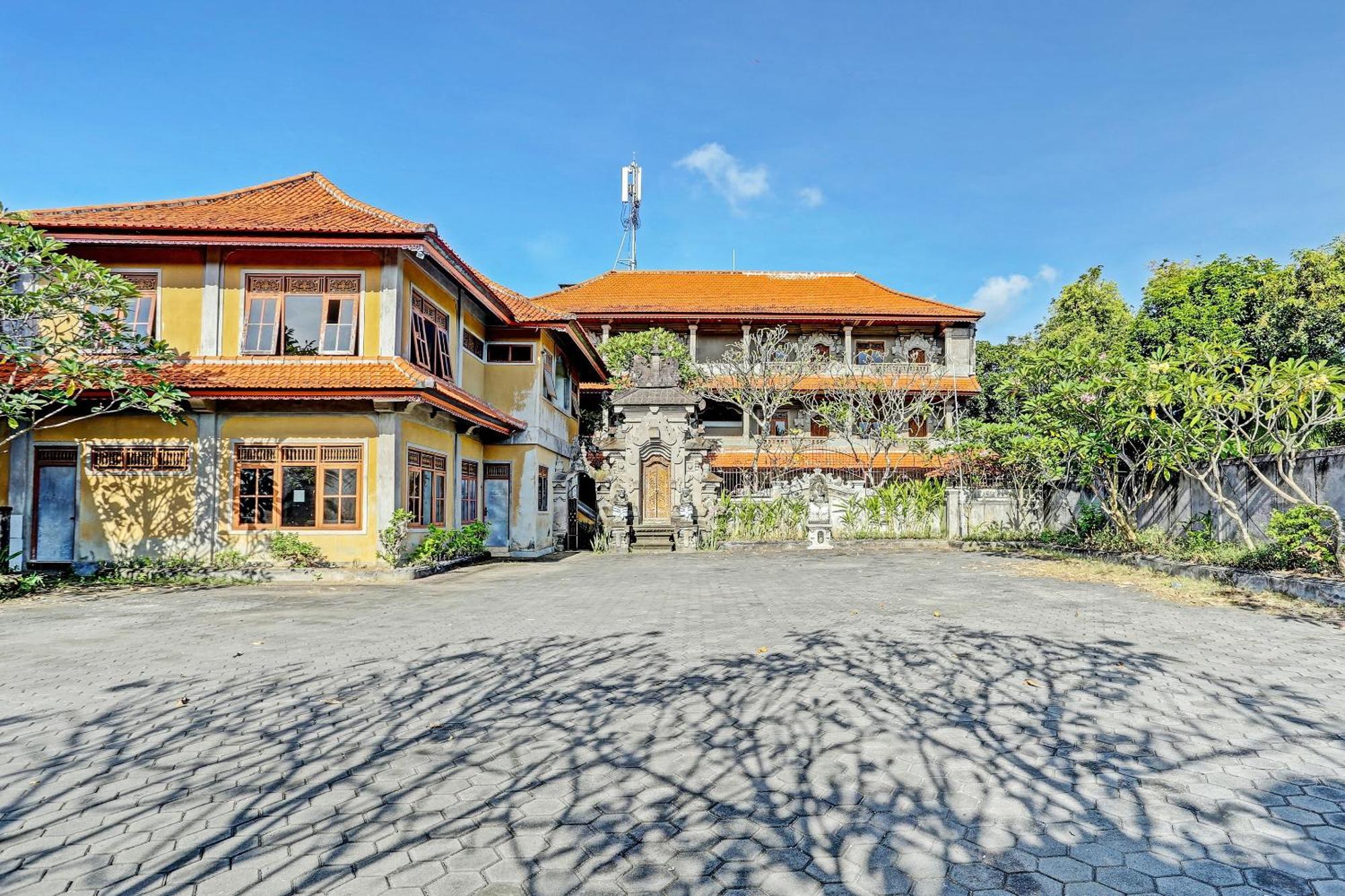 Oyo Collection O 91125 Puri Dewa Bharata Hotel Jimbaran  Ngoại thất bức ảnh